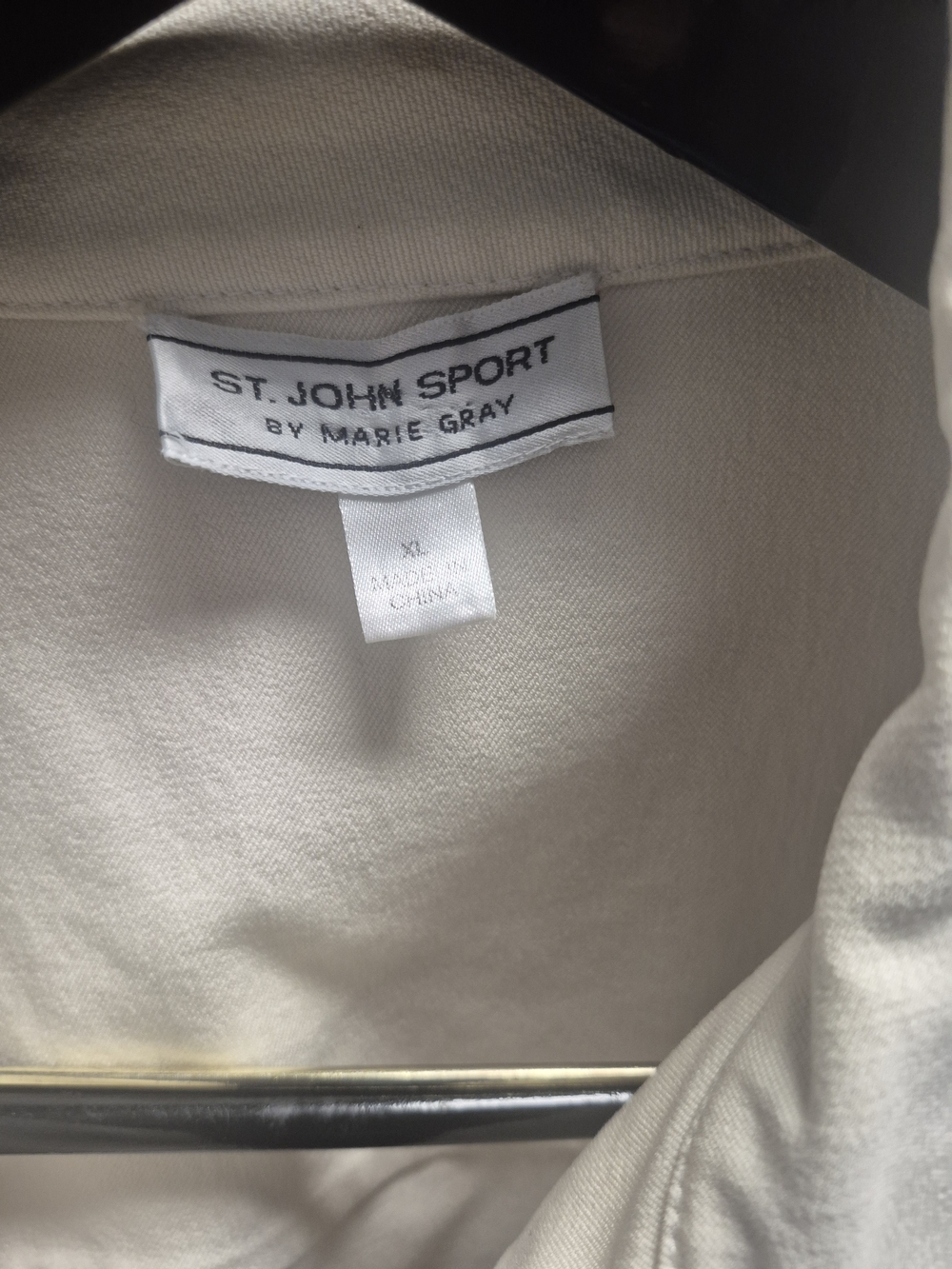 St. John Sport Vintage Cream Cropped Utility Jacket Marie Gray. - Picture 2 of 11